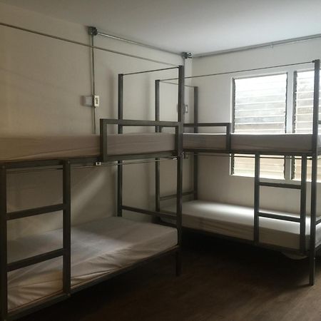 The Hub District Hostel And Dorm 마카티 외부 사진